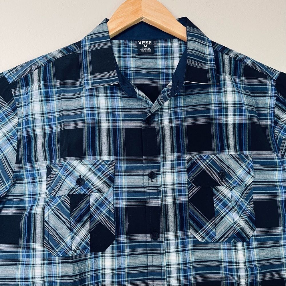VESE Men’s Size M Shirt Short Sleeve NWOT